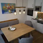 Apartament Mit Balkon Und Hallenbad *