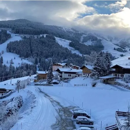 Mit Balkon Und Hallenbad Maria Alm am Steinernen Meer