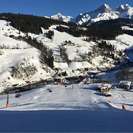 Mit Balkon Und Hallenbad Apartment *