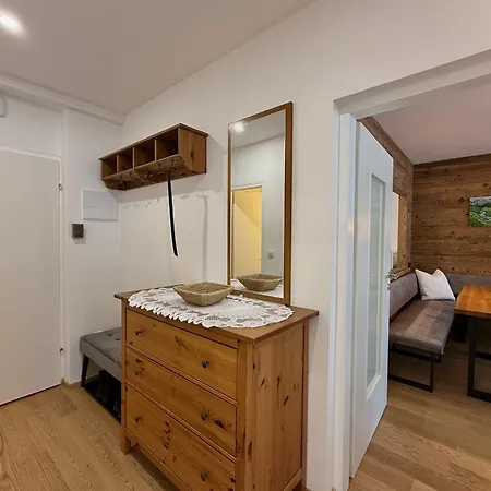 דירה Mit Balkon Und Hallenbad *